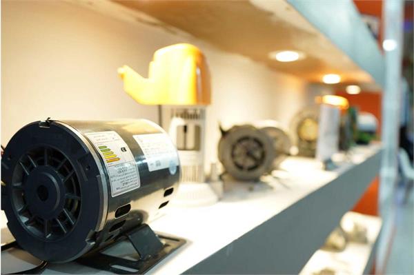 بیست و دومین نمایشگاه بین المللی تاسیسات 49